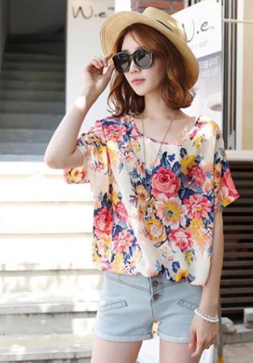 Floral Blooms Round Neck Loose Chiffon Blouse